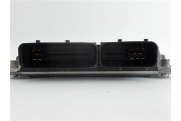 Recambio de centralita para volkswagen polo iv (9n1) 1.2 12v referencia OEM IAM 03E906033L 5WP4019405 