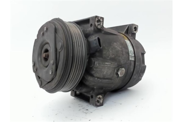 Recambio de compresor aire acond. para renault trafic ii combi 1.9 generation expression combi corto referencia OEM IAM 77001057