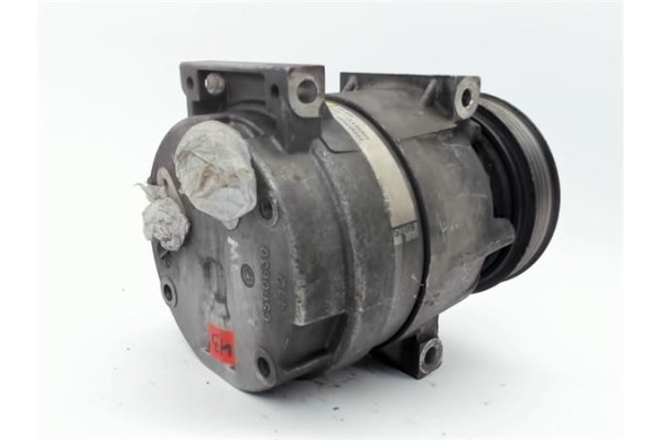 Recambio de compresor aire acond. para renault trafic ii combi 1.9 generation expression combi corto referencia OEM IAM 77001057