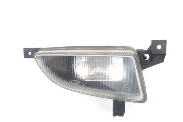 Recambio de faro antiniebla derecho para opel zafira a 2.0 dti 16v referencia OEM IAM 6710014  