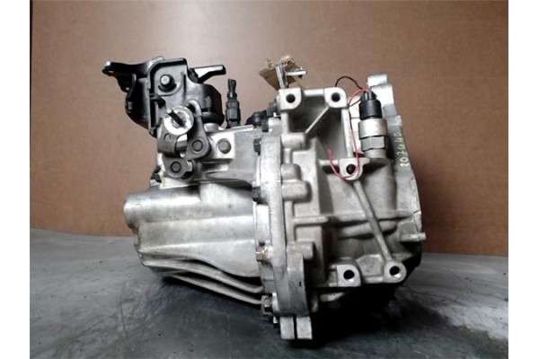 Recambio de caja cambios manual para hyundai elantra sedán (xd) 2.0 crdi referencia OEM IAM L1  