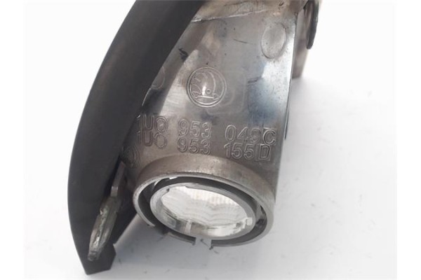 Recambio de intermitente delantero izquierdo para skoda octavia berlina (1u2) referencia OEM IAM 1U0953049C  
