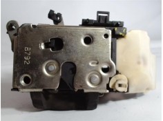 Recambio de cierre electromagnetico trasero derecho para fiat i doblo (223) cargo 1.9 jtd (223zxe1a) referencia OEM IAM 51765344