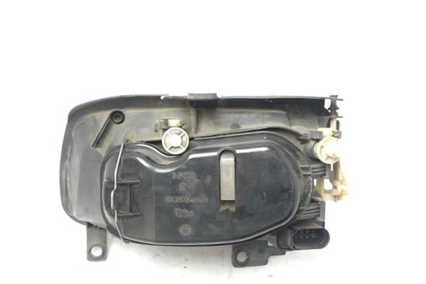 Recambio de faro delantero dcho para volkswagen polo iii berlina (6n2) referencia OEM IAM 6N1941018AA  