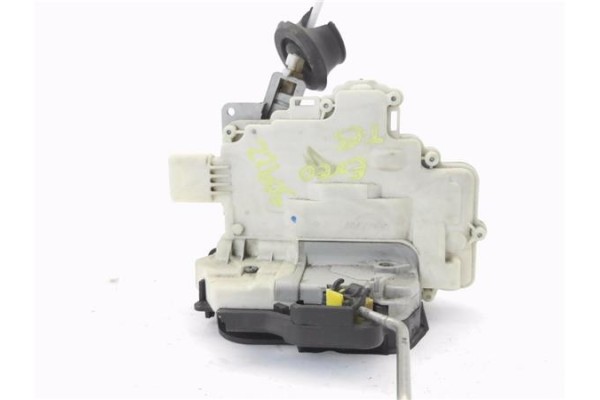 Recambio de cierre electromagnetico trasero izquierdo para seat exeo st (3r5) 2.0 reference referencia OEM IAM 8E0839015AA  