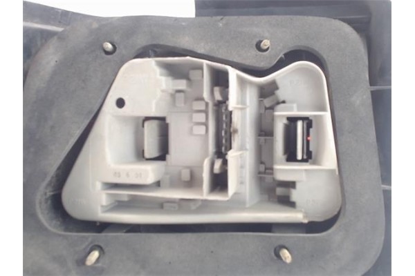 Recambio de piloto trasero derecho para rover rover 200 (xw) referencia OEM IAM   