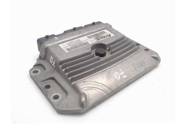 Recambio de centralita para renault clio iii 1.4 luxe privilege referencia OEM IAM 8200461733/8200504593 21585412-6B/S3000 