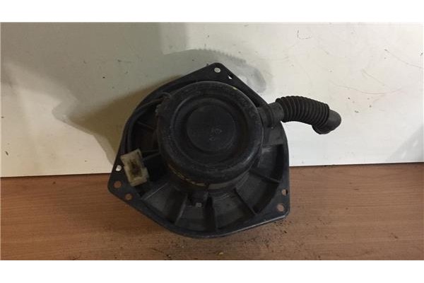 Recambio de motor calefaccion para nissan vanette cargo (hc23) 2.3 d referencia OEM IAM 4868430350 0130111153 