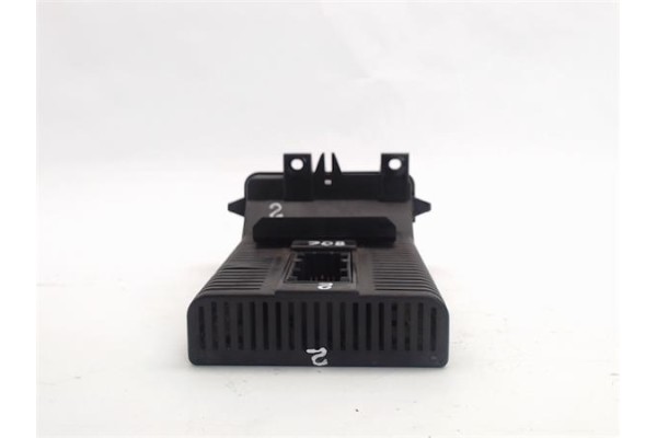 Recambio de mando de luces para bmw serie 3 touring (e46) referencia OEM IAM 61316901429 X. 