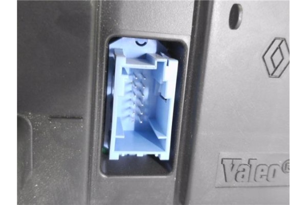 Recambio de mandos calefaccion / a.a. para renault megane ii classic berlina 2.0 expression referencia OEM IAM 8200344840  
