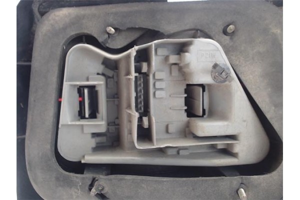 Recambio de piloto trasero izquierdo para rover rover 200 (xw) referencia OEM IAM   