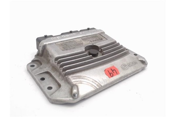 Recambio de centralita para renault megane ii berlina 3p 2.0 confort dynamique referencia OEM IAM 8200321263/8200387138 21584288