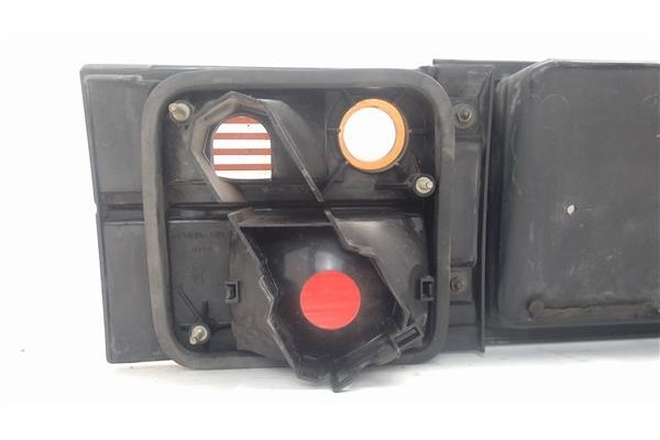 Recambio de piloto trasero central para volkswagen vento (1h2) referencia OEM IAM 1H583481B  