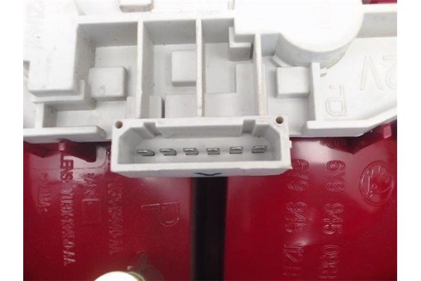 Recambio de piloto trasero derecho para skoda fabia (6y2/6y3) referencia OEM IAM YU3X13404AA  