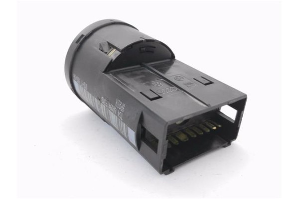 Recambio de mando de luces para volkswagen polo iv (9n3) 1.4 advance referencia OEM IAM 6Q0941531B  
