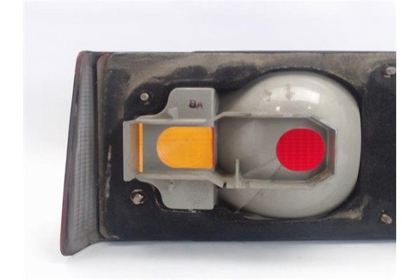 Recambio de piloto trasero derecho para ford sierra berlina referencia OEM IAM   438 , FIAT | 456 , FIAT | 36 , FORD | 465 , FIA