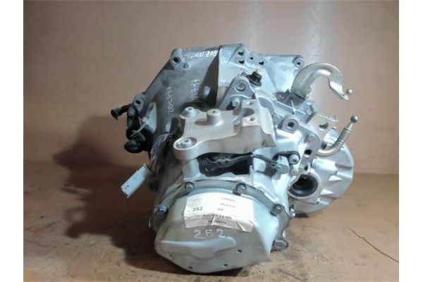 Recambio de caja cambios manual para peugeot 208 1.6 access referencia OEM IAM 20DP77  