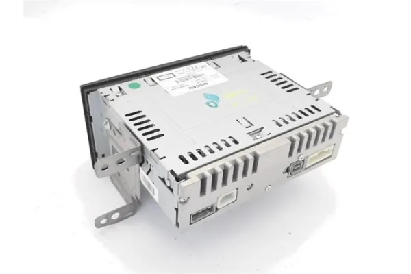 Recambio de radio / cd para nissan micra iv (k13k/kk) 1.2 acenta referencia OEM IAM 281853HN4B AGC3220YFB 