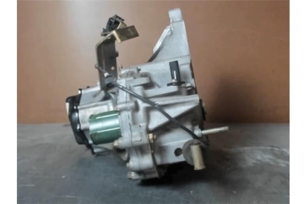 Recambio de caja cambios manual para mazda 323 c v (ba) 1.5 16v referencia OEM IAM F5D2  