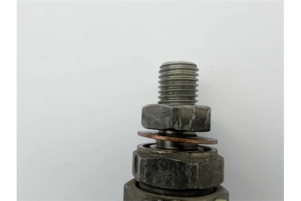 Recambio de inyector para daihatsu rocky hard top (f7, f8) 2.8 td referencia OEM IAM   