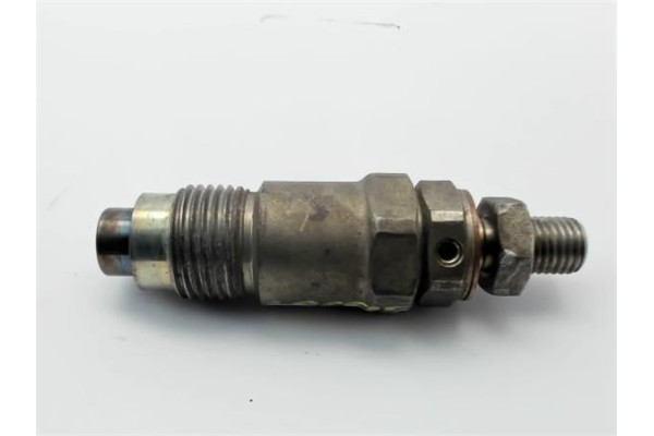 Recambio de inyector para daihatsu rocky hard top (f7, f8) 2.8 td referencia OEM IAM   