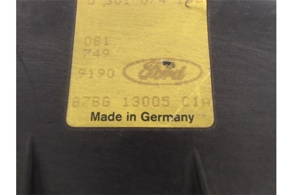 Recambio de faro delantero dcho para ford sierra berlina referencia OEM IAM 87GB13005C1A  