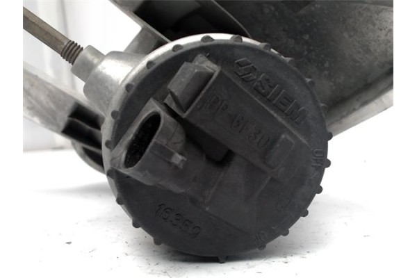 Recambio de faro antiniebla izquierdo para lancia ypsilon (101) 1.2 referencia OEM IAM   