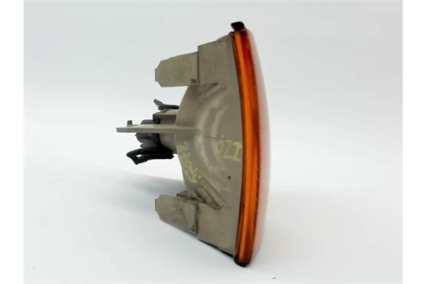 Recambio de intermitente delantero izquierdo para bmw serie 7 (e38) 4.0 740il automático referencia OEM IAM 63138361005  