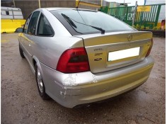 opel vectra b berlina del año 2000
