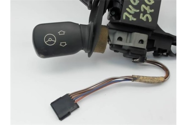 Recambio de mando intermitencia para bmw serie 7 (e38) 4.0 740il automático referencia OEM IAM 8352013 8352172 