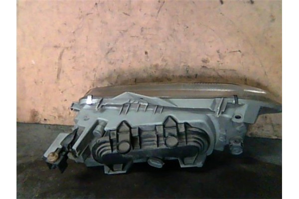Recambio de faro delantero izquierdo para renault laguna (b56) 1.8 anade referencia OEM IAM 7701038261  