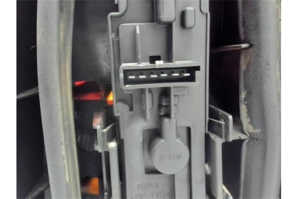 Recambio de piloto trasero izquierdo para mercedes-benz vito marco polo (638) 2.2 108 cdi referencia OEM IAM 034401936L  