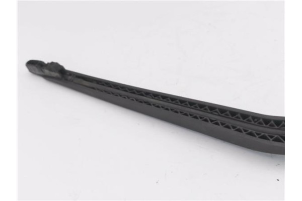 Recambio de brazo limpiaparabrisas trasero para land rover freelander (ln) 2.0 hse familiar referencia OEM IAM DKB102460 1H5Z174