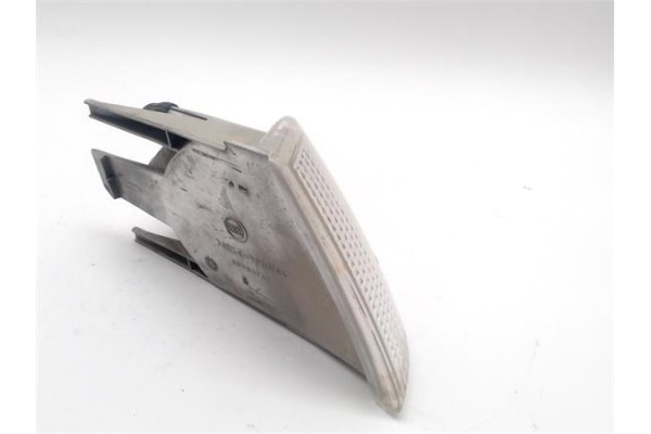 Recambio de intermitente delantero izquierdo para citroen jumpy 2.0 combi confort (8/9 plazas) referencia OEM IAM 630375   Recambio de intermitente delantero izquierdo para citroen jumpy 2.0 combi confort (8/9 plazas) referencia OEM IAM 630375