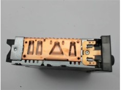 Recambio de radio / cd para peugeot 207 1.6 confort referencia OEM IAM 96660454XT  