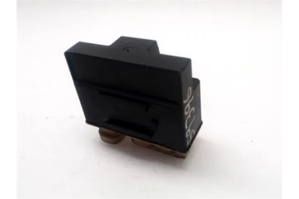 Recambio de rele calentadores para citroen xsara picasso 1.6 hdi referencia OEM IAM 9662570980  