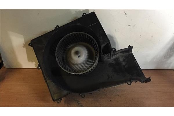 Recambio de motor calefaccion para nissan primera berlina (p12) 1.6 referencia OEM IAM 27200AV600  
