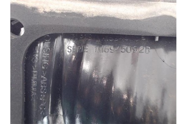 Recambio de piloto trasero derecho para seat leon (1m1) referencia OEM IAM 1M6945092B  