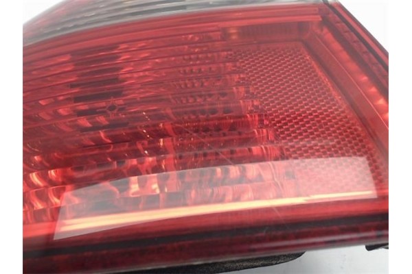 Recambio de piloto trasero derecho para seat leon (1m1) referencia OEM IAM 1M6945092B  