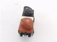 Recambio de interruptor luces emergencia para renault megane ii classic berlina 2.0 expression referencia OEM IAM 8200407415  