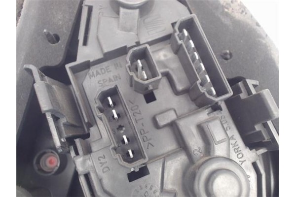 Recambio de piloto trasero derecho para seat leon (1m1) referencia OEM IAM 1M6945092B  