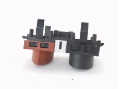 Recambio de interruptor luces emergencia para renault megane ii classic berlina 2.0 expression referencia OEM IAM 8200407415  