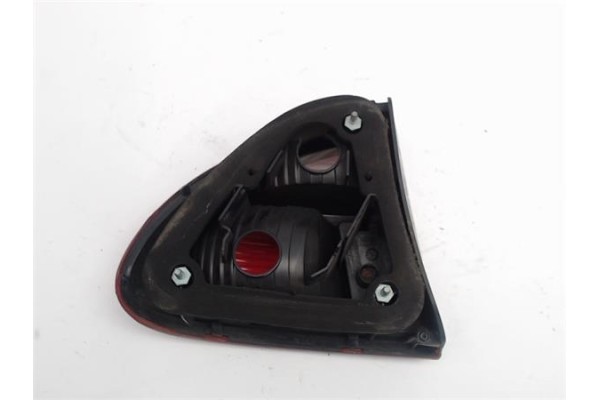Recambio de piloto trasero derecho para seat leon (1m1) referencia OEM IAM 45209DY2  