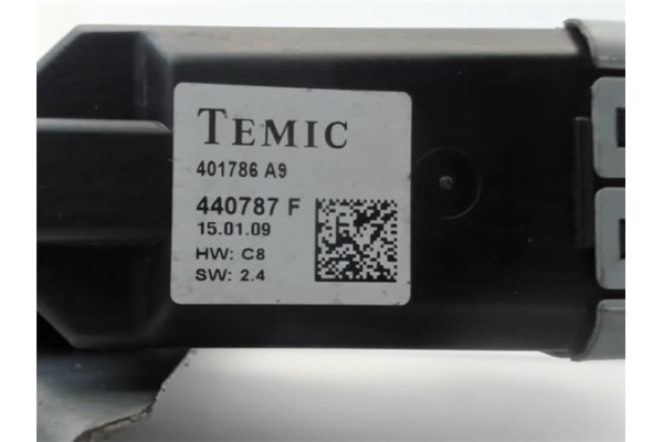 Recambio de mecanismo elevalunas delantero izquierdo para peugeot 207 1.6 confort referencia OEM IAM 440787F  