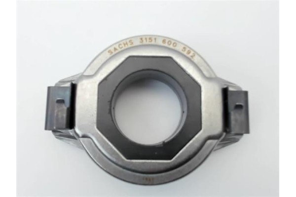 Recambio de kit embrague completo para nissan x-trail (t30) 2.2 comfort referencia OEM IAM 3000951869 3151600592 