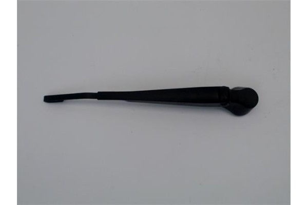 Recambio de brazo limpiaparabrisas trasero para ford fiesta vi 1.4 tdci referencia OEM IAM 1908779  