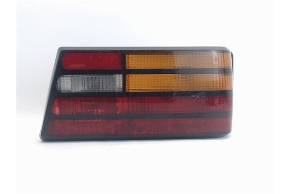 Recambio de piloto trasero derecho para ford escort berlina referencia OEM IAM   438 , FIAT | 456 , FIAT | 36 , FORD | 465 , FIA