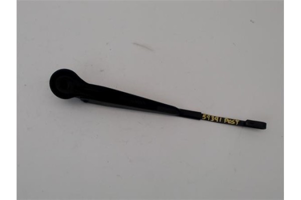 Recambio de brazo limpiaparabrisas trasero para ford fiesta vi 1.4 tdci referencia OEM IAM 1908779  