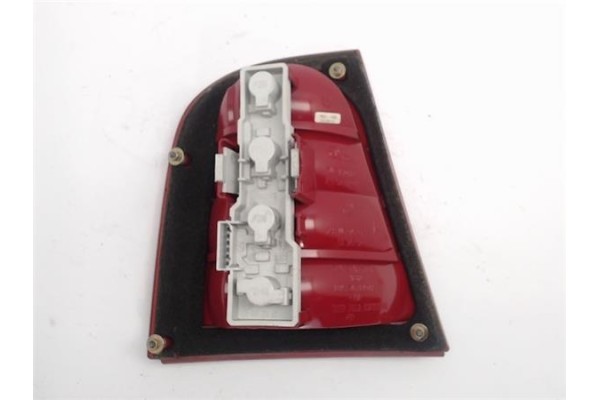 Recambio de piloto trasero derecho para skoda octavia berlina (1z3) referencia OEM IAM YU3X13404BA  