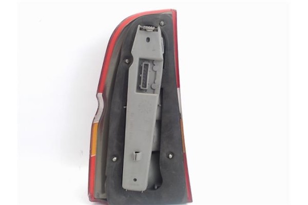 Recambio de piloto trasero derecho para ford escort turnier referencia OEM IAM   438 , FIAT | 456 , FIAT | 36 , FORD | 465 , FIA